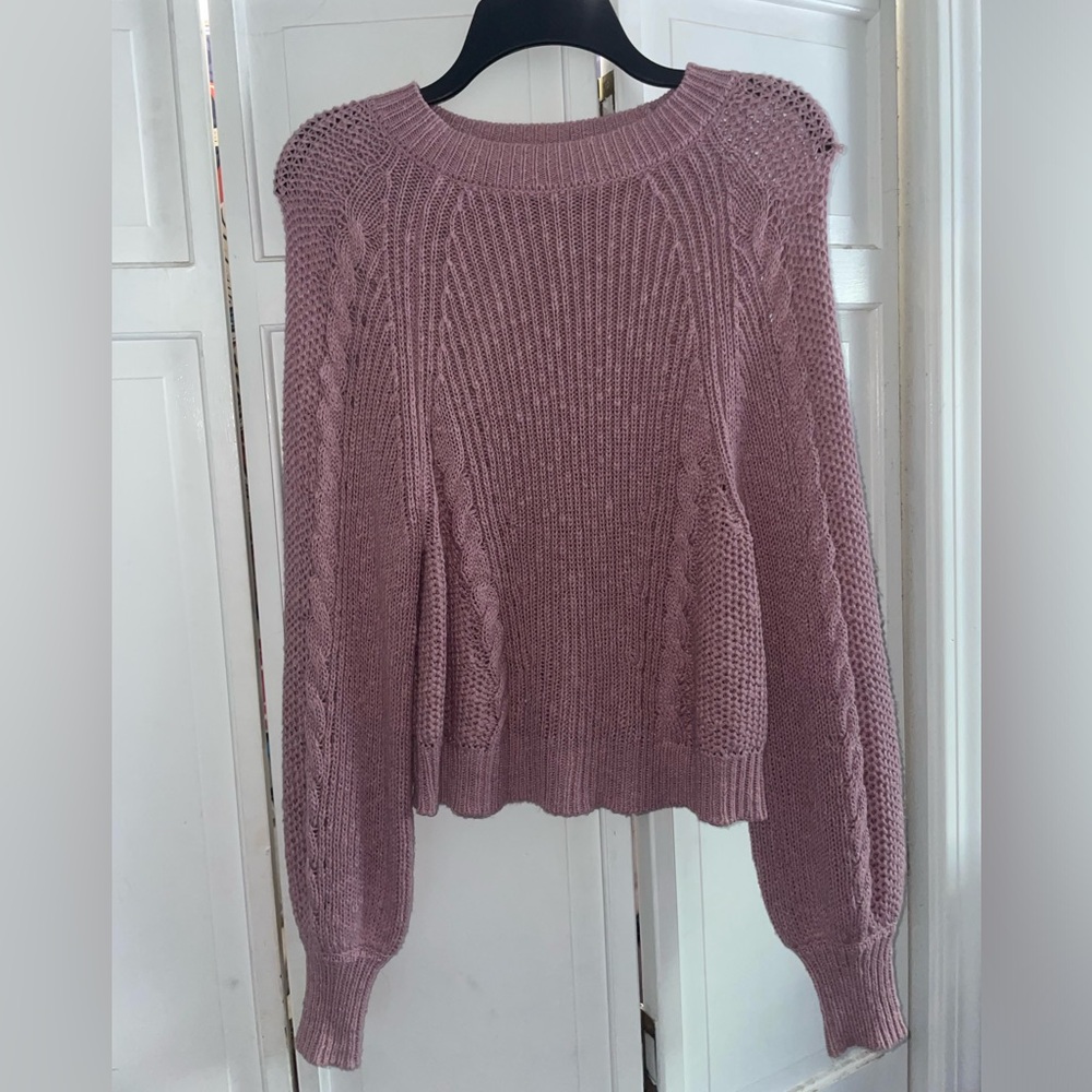 American Eagle sweater